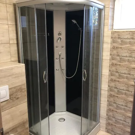 Elvira Vendeghaz Apartmán Kisbodak
